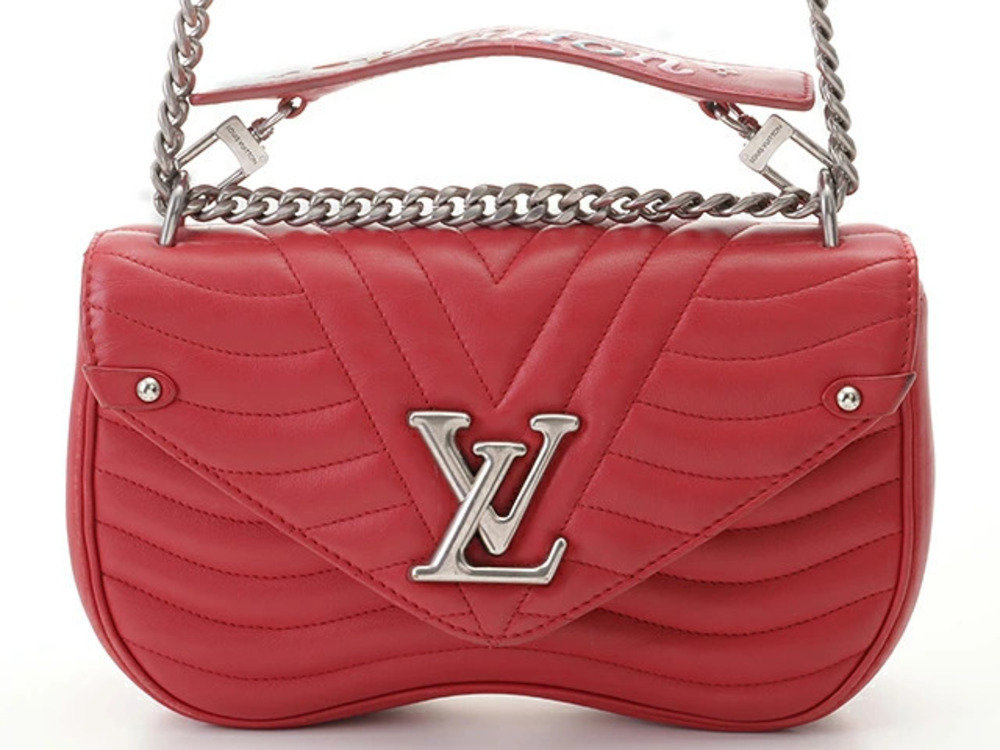 Louis Vuitton New Wave Chain Bag Calfskin Ecarlato